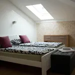 Διαμέρισμα Hall Apheartment