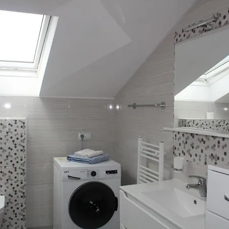 Apartment Hall Apheartment