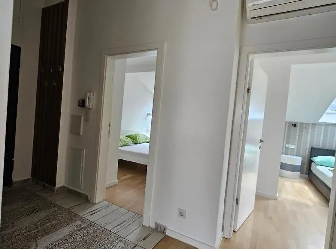 Hall Apheartment Апартаменты Сараево