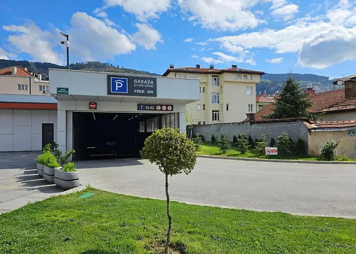 Hall Apheartment * 사라예보